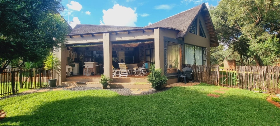 8 Bedroom Property for Sale in Kshane North West